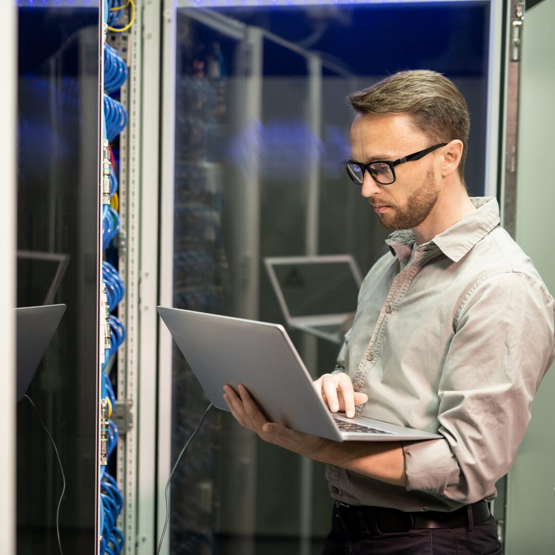 hubspot square (half size) - 2022-03-18T132118.984 Educonnect (South) Limited